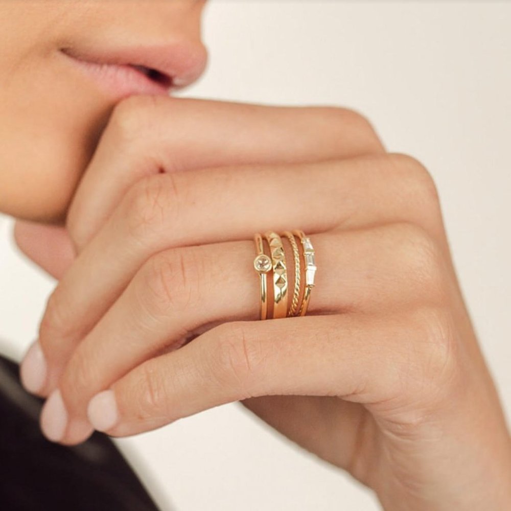 14K Solid Gold Skinny Rope Ring - Picture 6 of 9